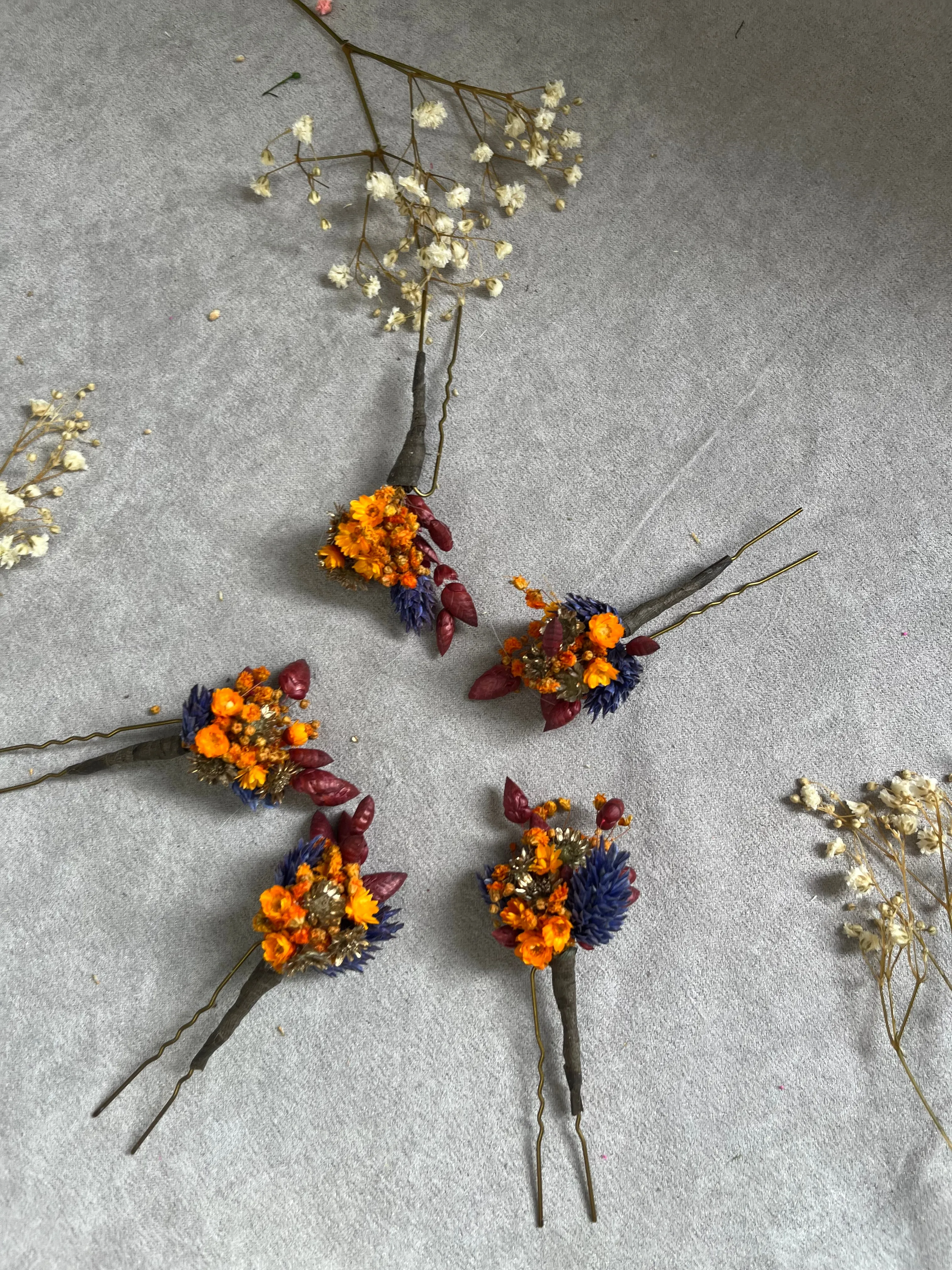 Autumn wedding hairpins