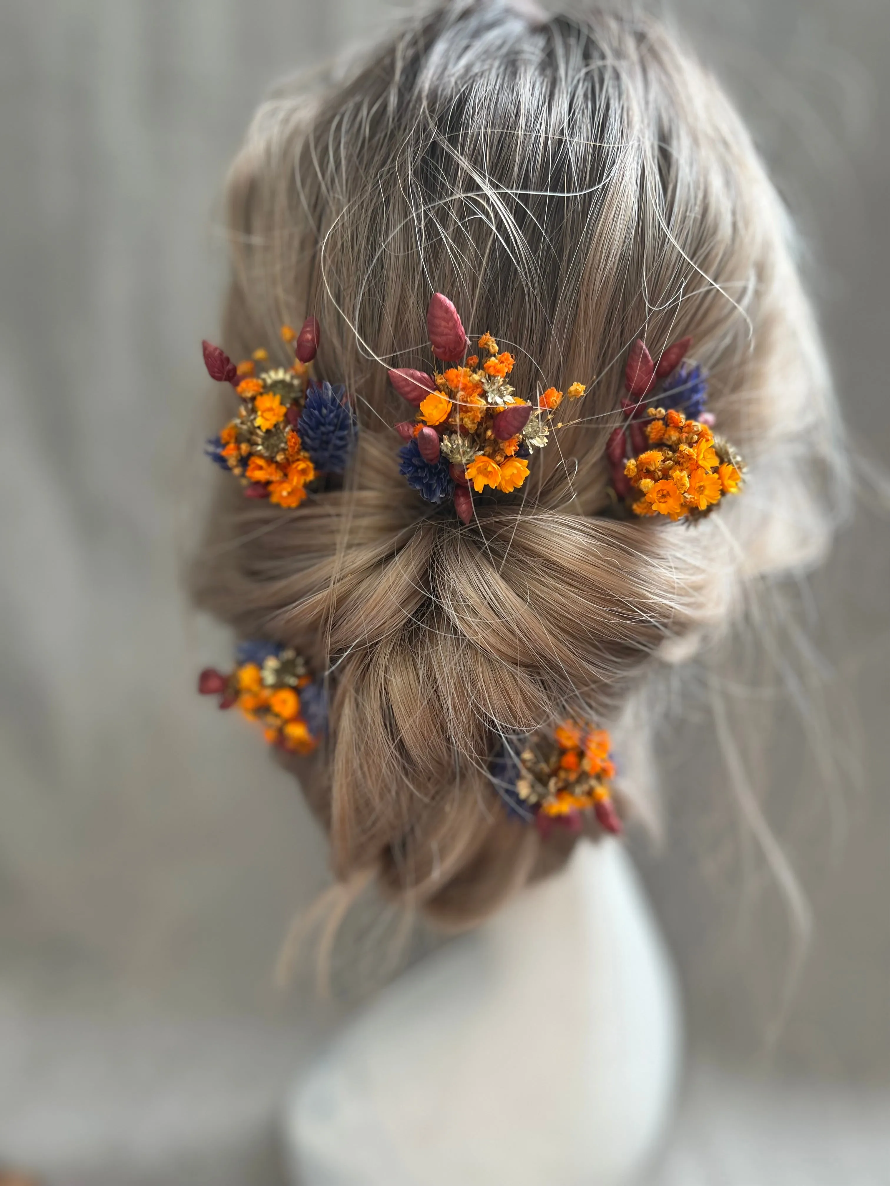 Autumn wedding hairpins