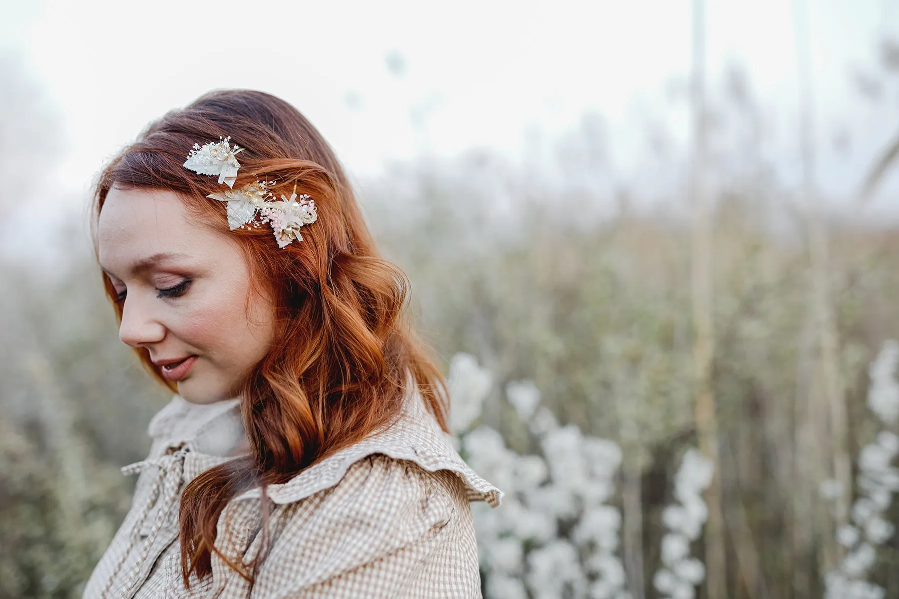 Golden/Silver vintage hairpins Bridal flower hair pins Wedding accessories Handmade Hair flowers crystals Elegant hairpins Pearls Beads