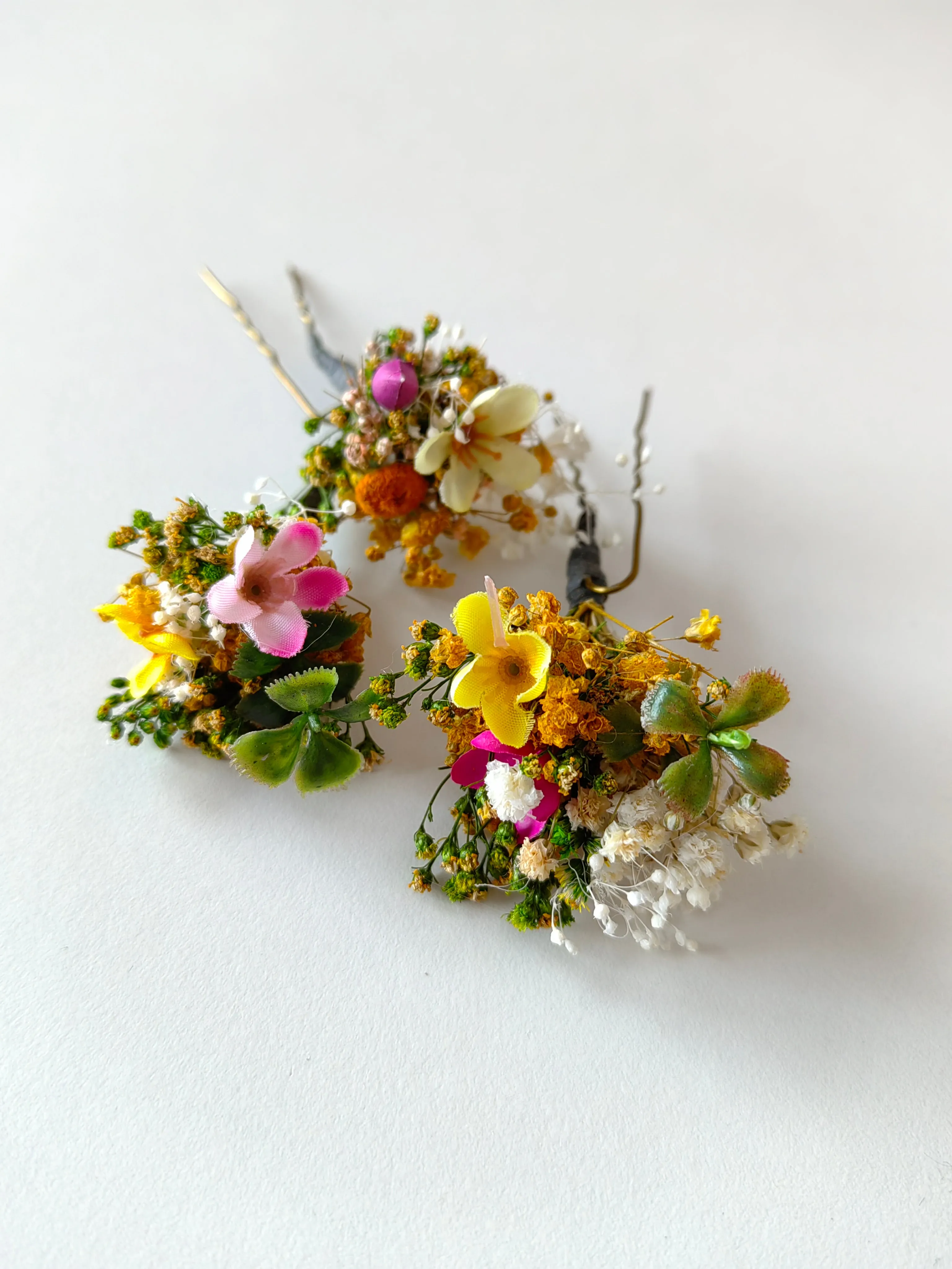 Meadow flower hairpins